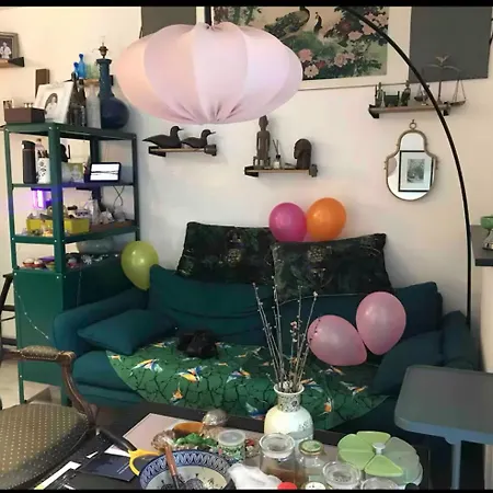 Homestay Jardin De Paris Proche De Metro 15 -25 Minutes A Musee De Louvre Magasin Galeries Lafayette Gare Saint Lazare Chatelet Gare De Lyon Gennevilliers